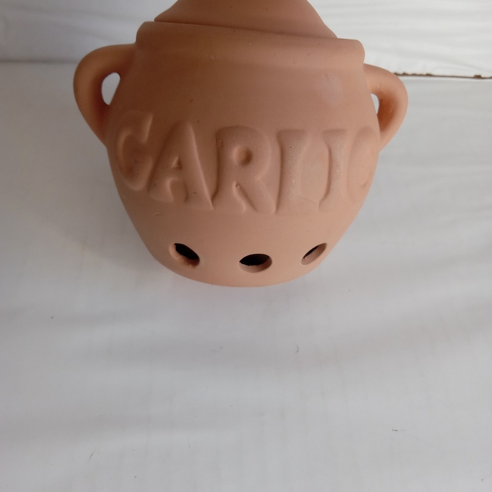 Terracotta  Garlic Storage Container - Picture 10 of 10
